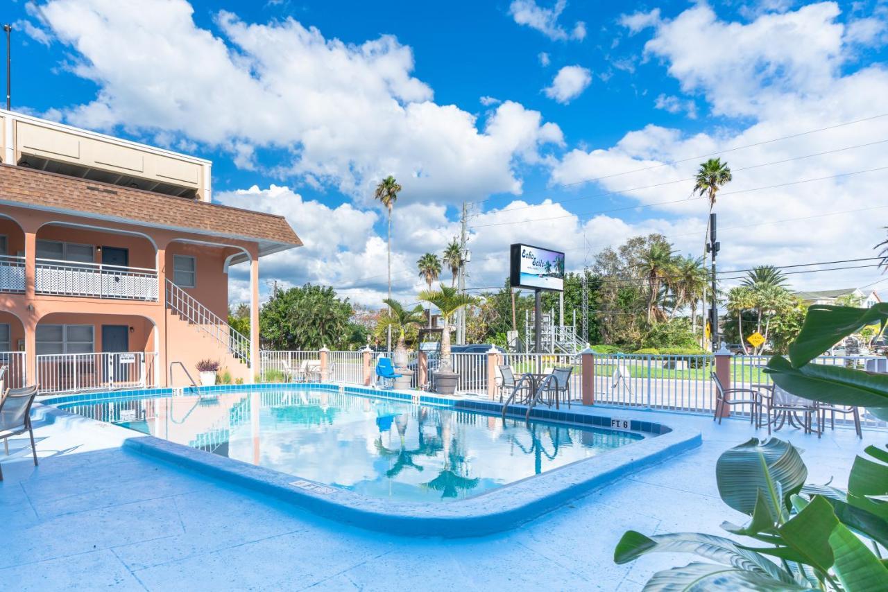 Echo Sails Motel Clearwater Beach Exterior photo